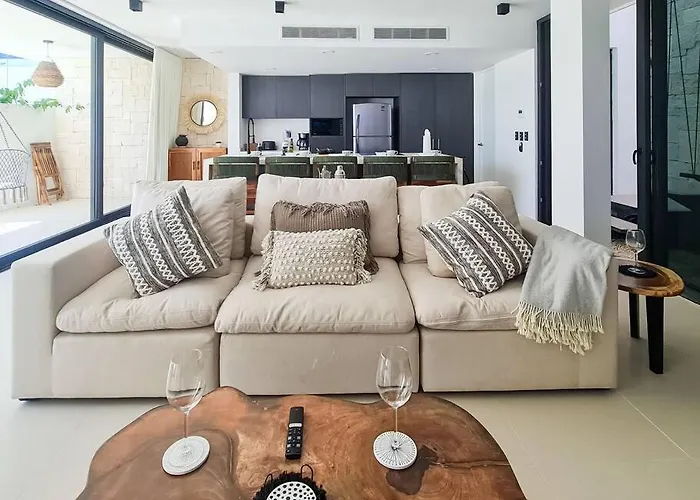 Blanca Incredible 2br Villa/private Pool *